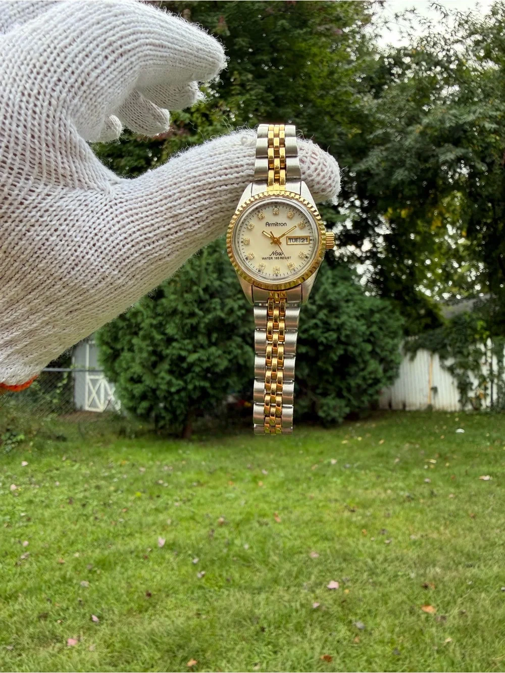 Vintage Armitron Now Women's Two-Tone Watch Day/Date Crystal Markers 165ft WR